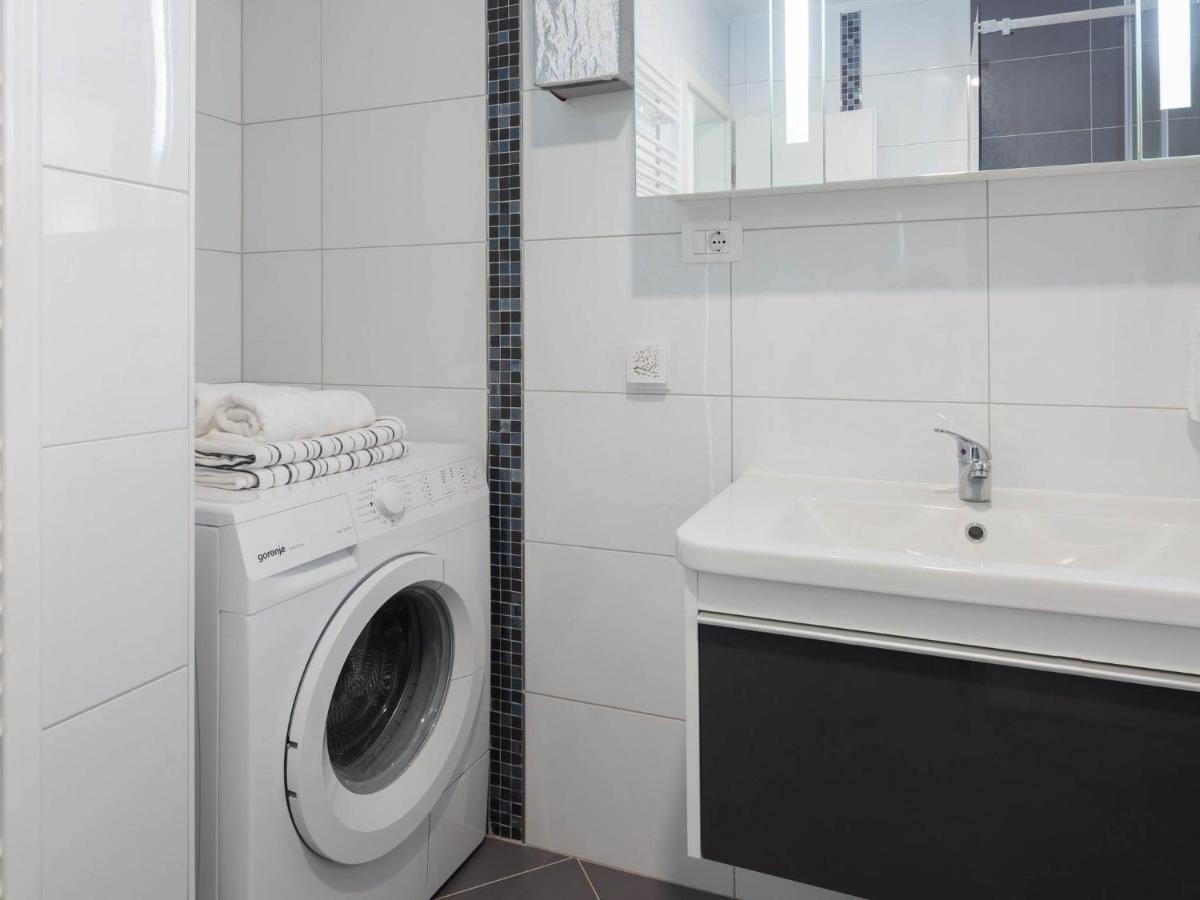 Apartment Lana St 苏佩塔尔 外观 照片