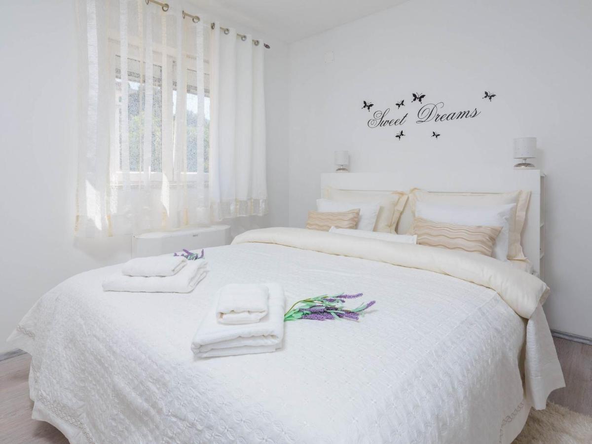 Apartment Lana St 苏佩塔尔 外观 照片