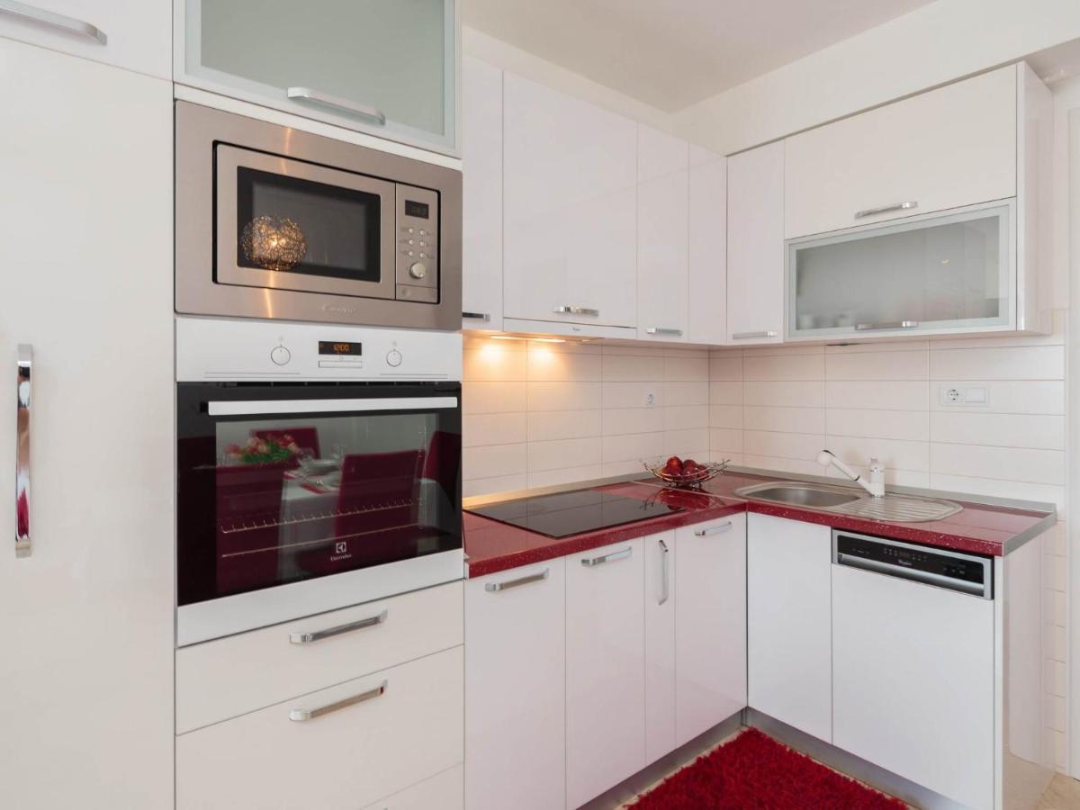 Apartment Lana St 苏佩塔尔 外观 照片